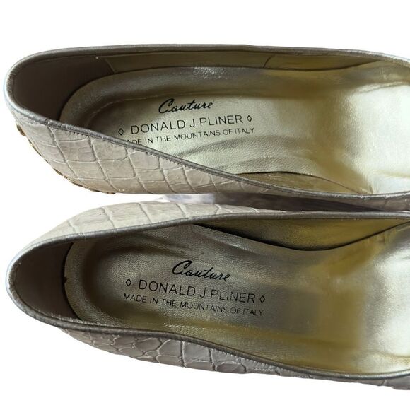 Donald J Pliner Champagne Gator Metallic Pointy Heels Size 6 M - Picture 12 of 16